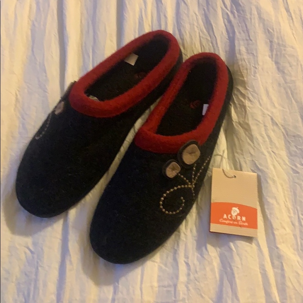 acorn slippers